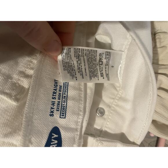 Old Navy Women Jeans White Denim Stretch Sky Hi Straight Button Fly Size 0 - Picture 5 of 5